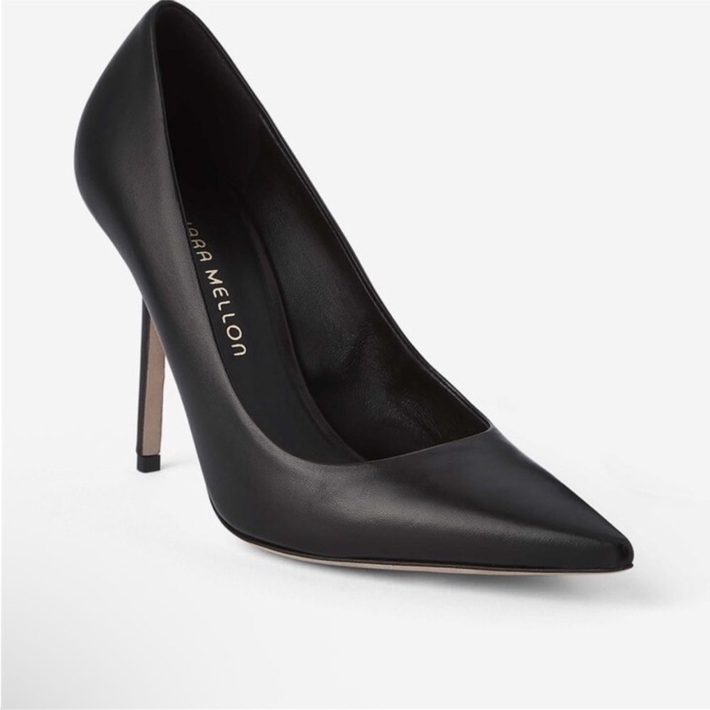 NEW Tamara Mellon $695 Classic Black Heels size 37